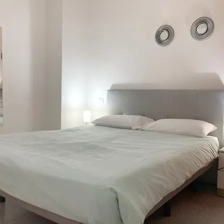 Vives Flat By Canary365 דירה